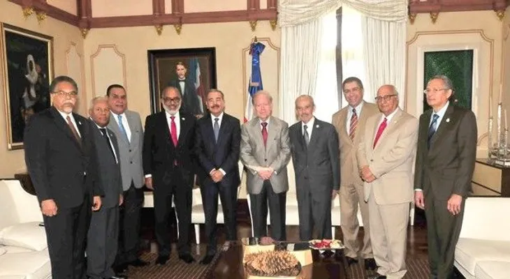 Medina recibe a directores de diarios y a la SDD