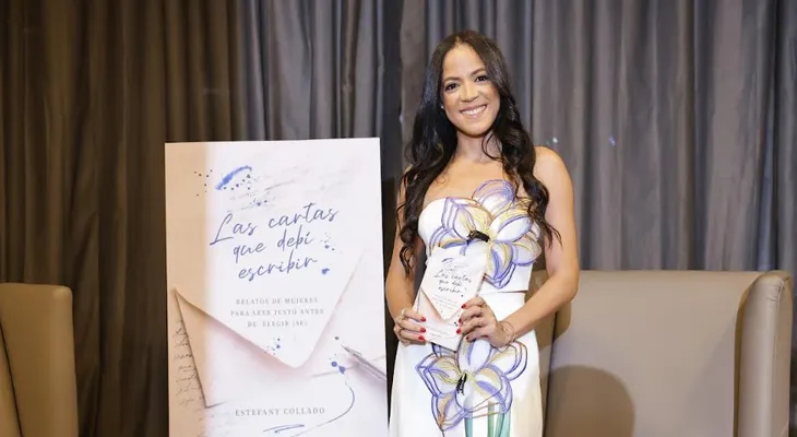 Estefany Collado presenta libro sobre decisiones que cambian vidas