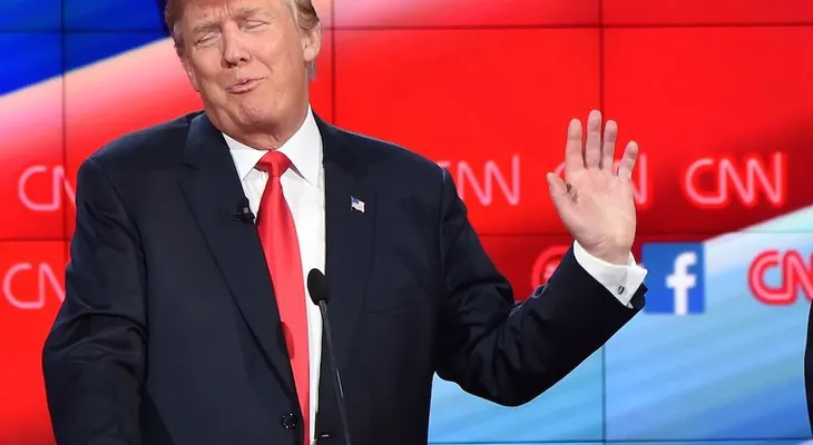 Donald Trump causa malestar por el uso de una palabra vulgar... ¡en yidis!