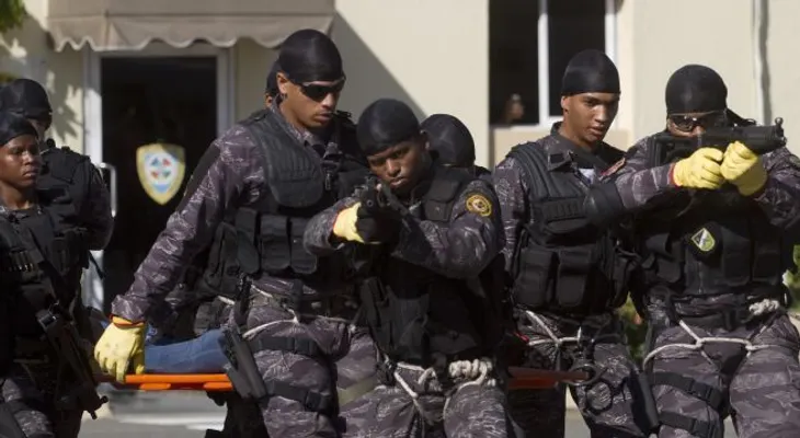 Piden la liberación de dos pilotos franceses encarcelados en R.Dominicana