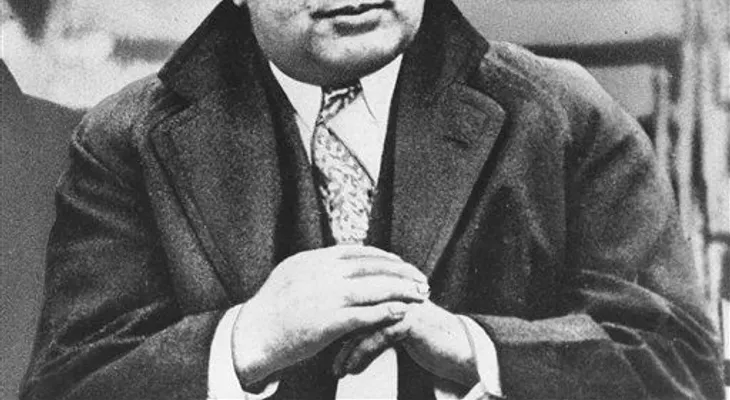 Subastan reloj y canción de Al Capone en 100.000 dólares 