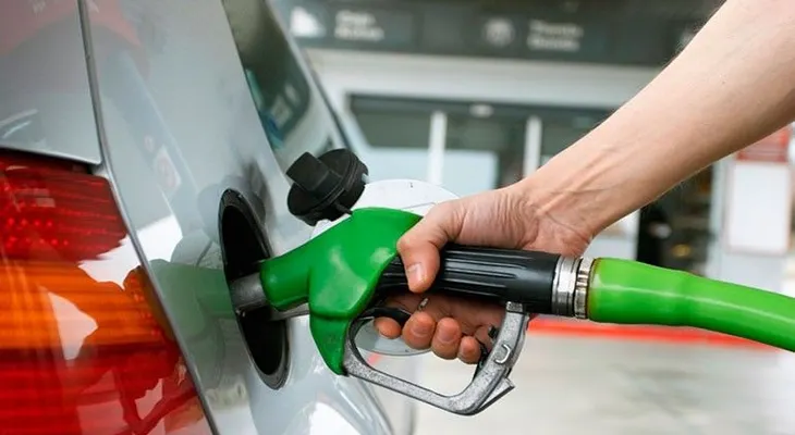 Suben precios gasolinas, rebajan GLP y otros siguen iguales