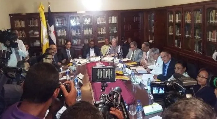 Concluye segunda reunión gobierno-médicos sin acuerdo concreto