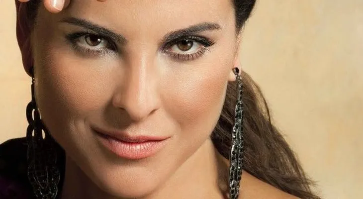 Autoridades citan a Kate del Castillo a declarar por reunión con "El Chapo"