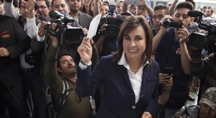 Cómico Jimmy Morales virtual ganador elecciones de Guatemala en 1ra vuelta