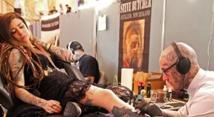 Tener tatuajes podría ser bueno para la salud