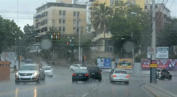 Este viernes se acerca otra onda tropical al país
