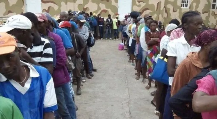 Detiene 255 haitianos indocumentados