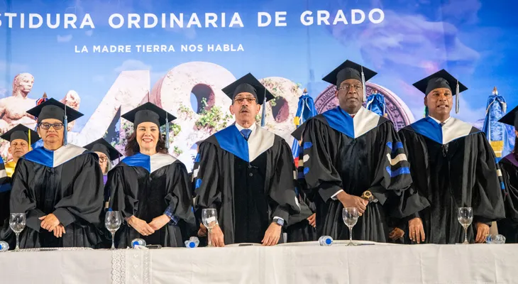 UASD celebra segunda graduación en días consecutivos en el marco de su aniversario 488
