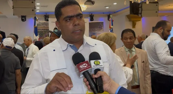 Dominicanos en Ohio exigen apertura de consulado