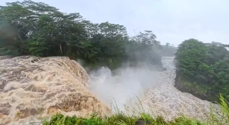 La tormenta tropical Lala abandona Hawái tras dejar sin electricidad a más de 184.000 clientes y dañar al menos 100 viviendas