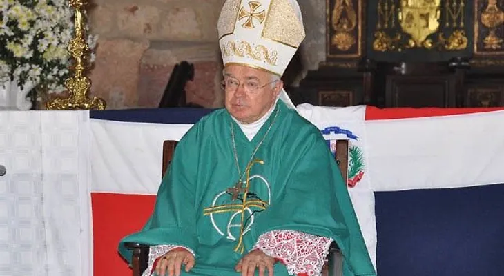 Wesolowski guardaba 100 mil vídeos y fotos de pornografía con niños