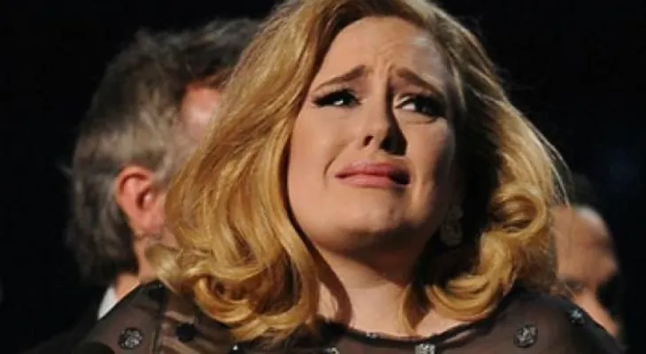 Adele revela que sufrió de depresión posparto