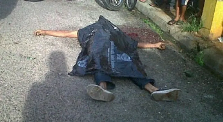 Un hombre identificado como Miguel Angel Suero, se electrocuta 