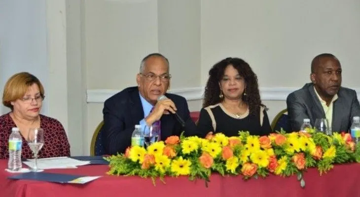 Director de Conavihsida insiste a empresarios que apoyen programa de VIH