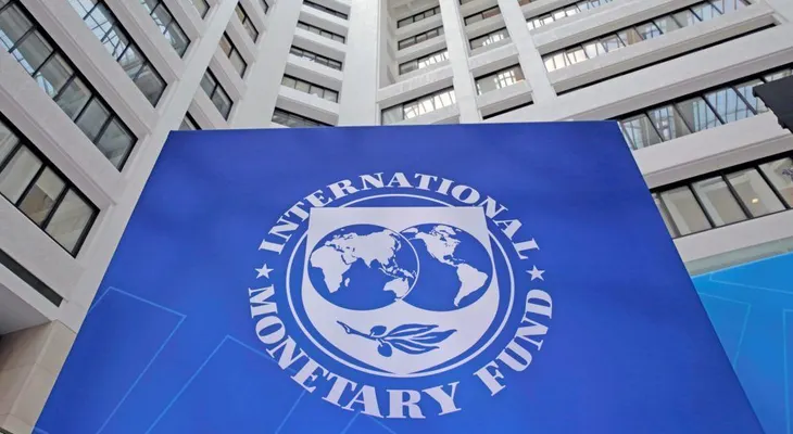 FMI advierte riesgos para  economía mundial, pero descarta una inminente recesión