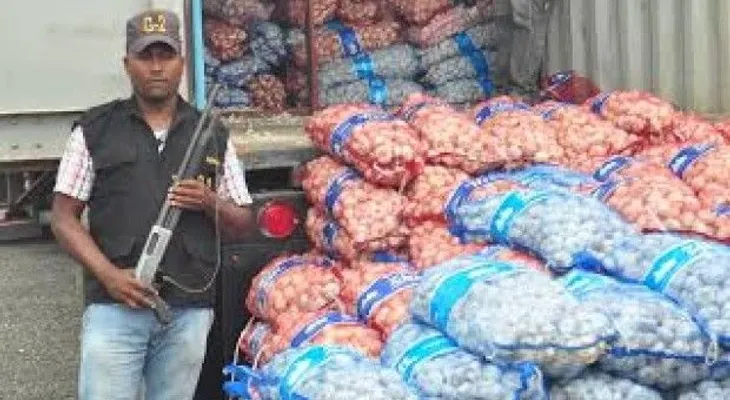 Ejército decomisa más 26 mil sacos de ajo