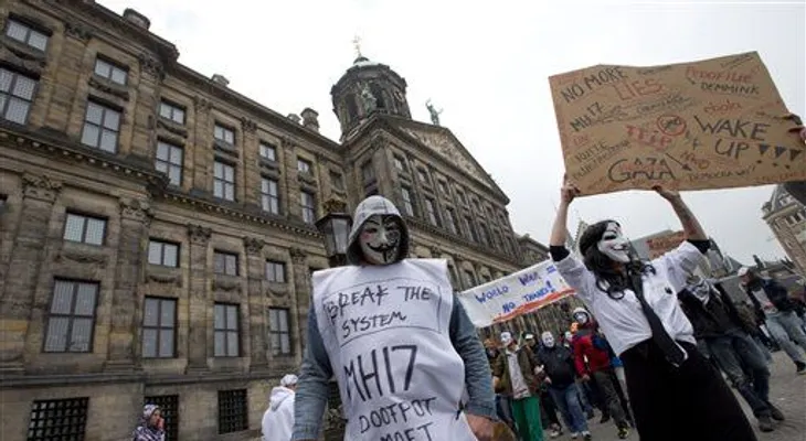 Anonymous le declara la guerra al Gobierno canadiense