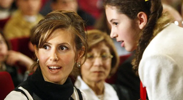 Polémica en el Reino Unido por la esposa de Bashar al Assad: piden retirarle la ciudadanía británica