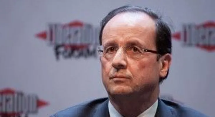 Hollande llega a Niza para visitar a las víctimas de la masacre