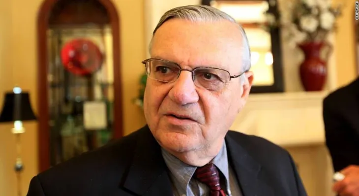 Trump le otorga el perdón al exsheriff Joe Arpaio, condenado por desacato en caso de inmigrantes