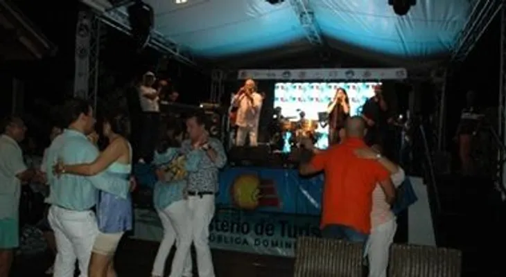 Merengue con clases en las Terrenas