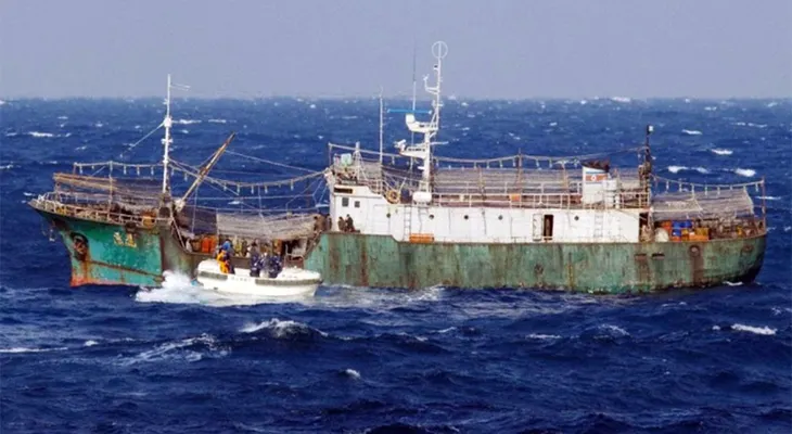 Sigue ola de macabros barcos fantasmas que llegan a Japón: suman 24 en un mes