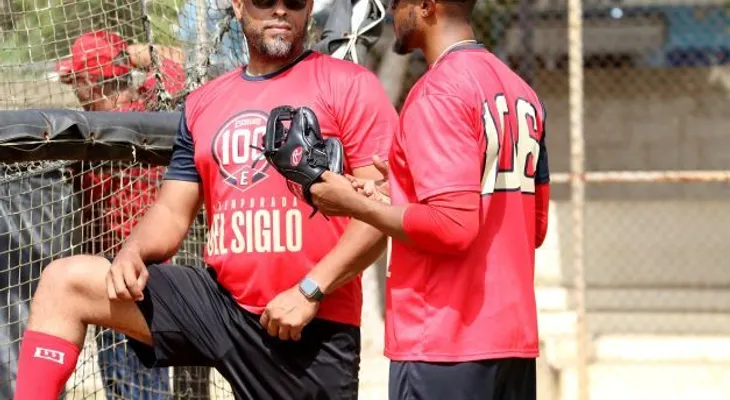 Escogido cancela su dirigente Rodney Linares y coloca en su lugar a Ronny Paulino