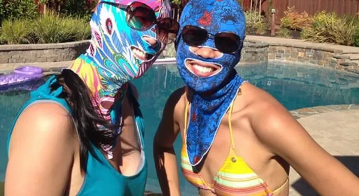 Face-kini: una nueva arma contra el sol