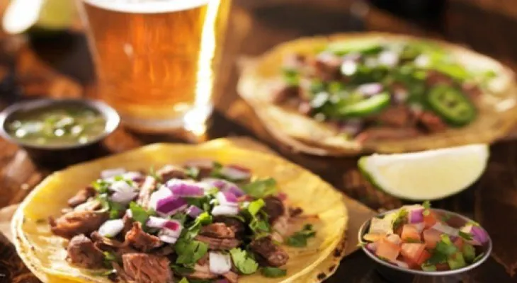 Descubre la razón por la que te da hambre después de beber