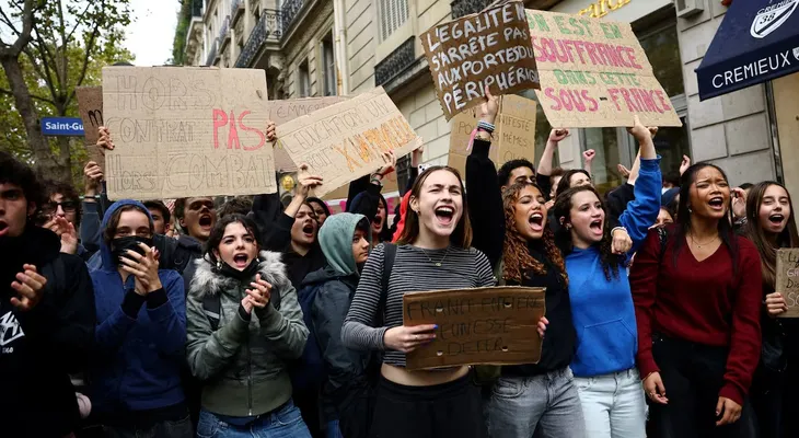 Qué hay detrás de la ola de protestas que recorre Europa: vivienda, inflación y recortes