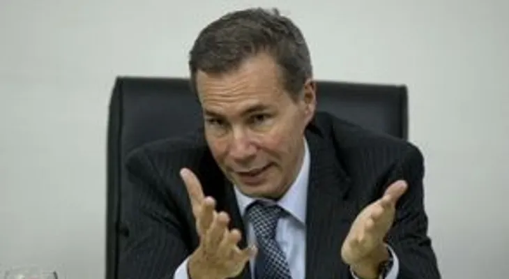 Informe desvela cómo supuestos asesinos del fiscal Nisman fingieron suicidio