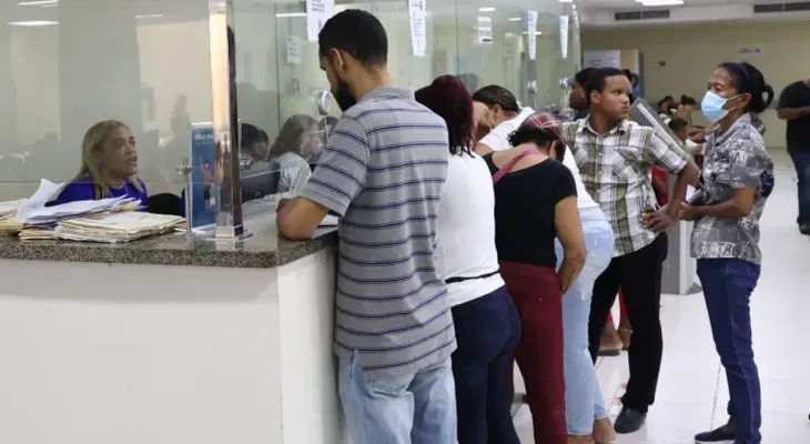 Paciente cuestiona diferencia entre copago cobrado por centro médico y monto autorizado por su ARS