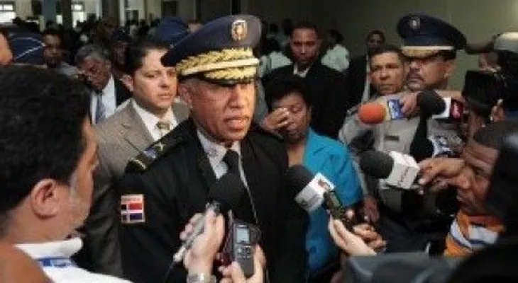 Policía recomienda el retiro y cancelación de 22 agentes 