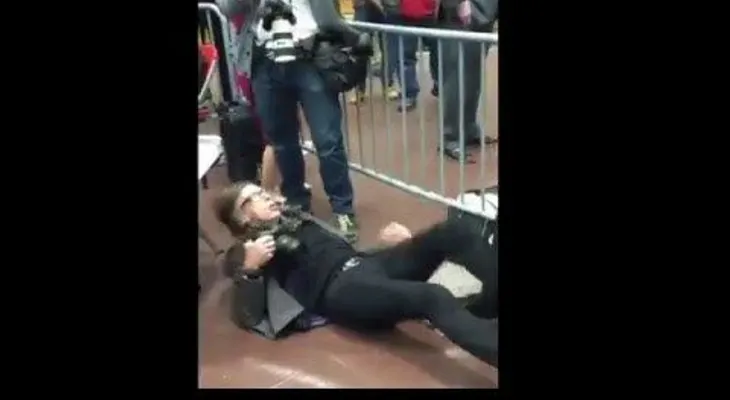 Un reportero fue golpeado en un mitin de Trump