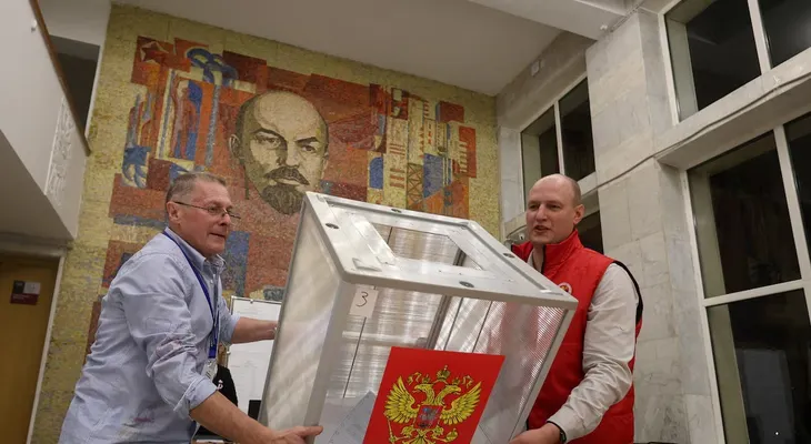 Rusia Unida de Putin lidera legislativas rusas con 57,54% en primer escrutinio en medio de denuncias de fraude y exclusión opositora