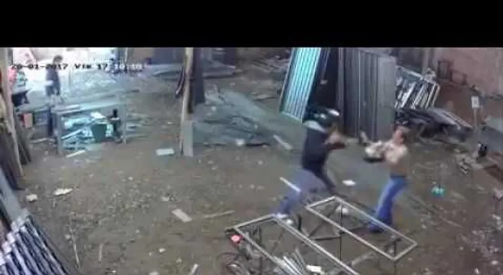 Una colombiana se enfrenta a un ladrón armado y sobrevive a un disparo