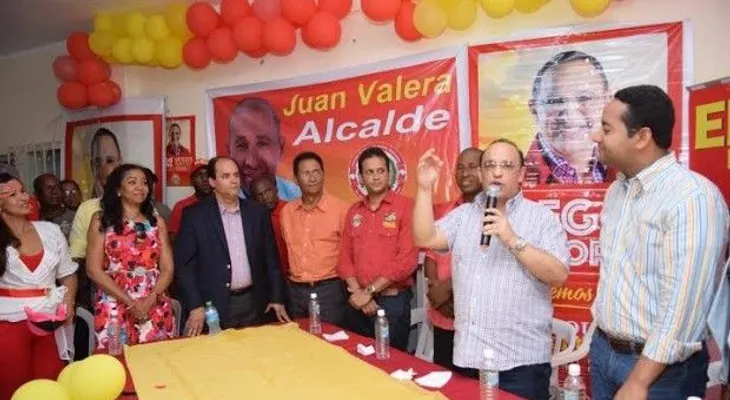 Quique dice PRSC tiene compromiso con la juventud