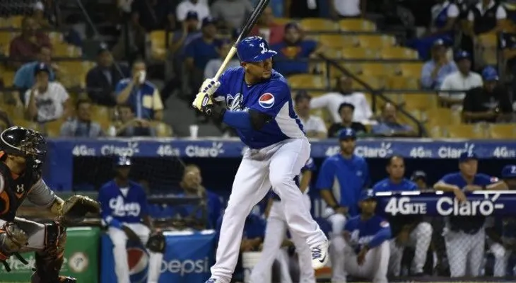 Licey derrota 10-7 a los Gigantes; ocupa el primer lugar