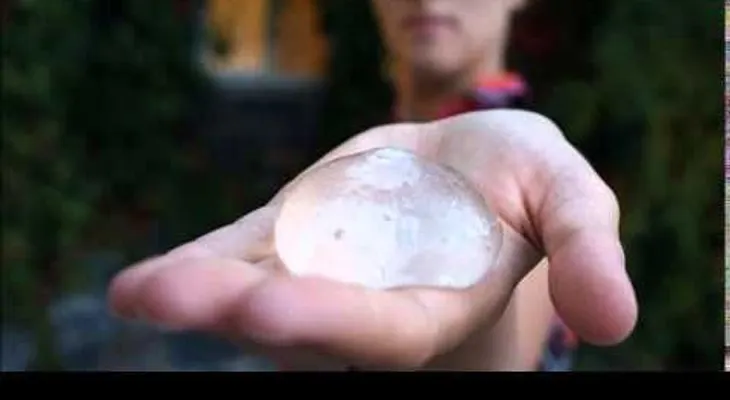 Crean Botellas de agua comestibles para luchar contra el plástico
