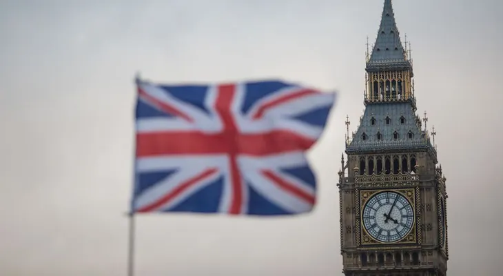 La Cámara de los Comunes aprueba la activación del brexit