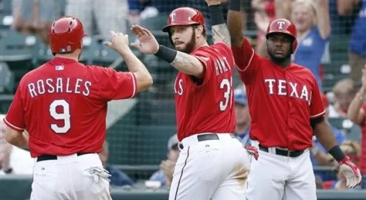 Rangers envían a Hamilton a lista de lesionados