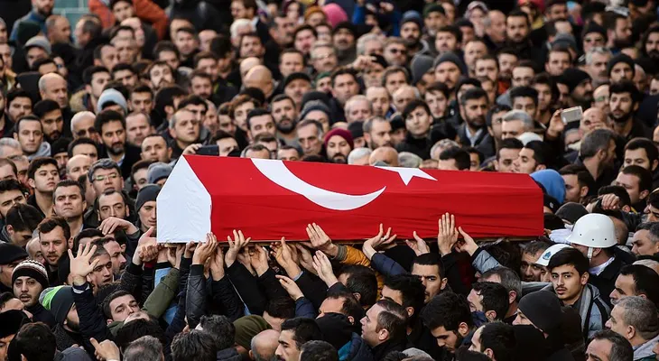 Detienen a 8 sospechosos en conexión con el atentado en Estambul
