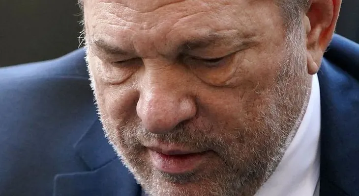 Harvey Weinstein dio positivo de coronavirus