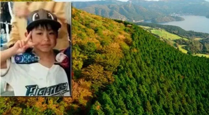 Encuentran vivo al niño que abandonaron sus padres como castigo en un bosque