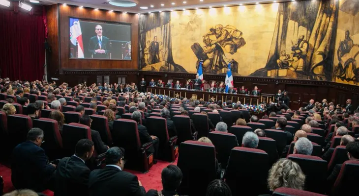 Abinader destaca récord de 11.7 millones de visitantes en RD