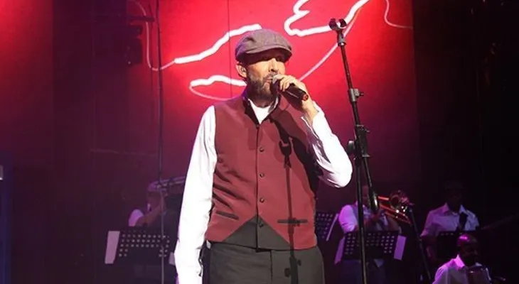 Juan Luis Guerra ofrece un concierto ante una multitud en Altos de Chavón