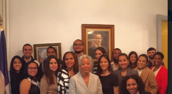 Consulado Dominicano en Francia realizó encuentro con estudiantes