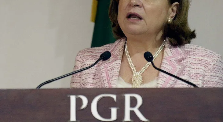 Peña Nieto anuncia cambios en la PGR
