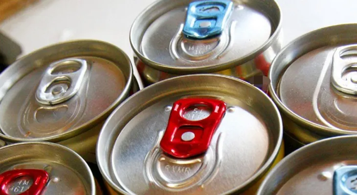 Advierten peligros de las bebidas energéticas para la salud